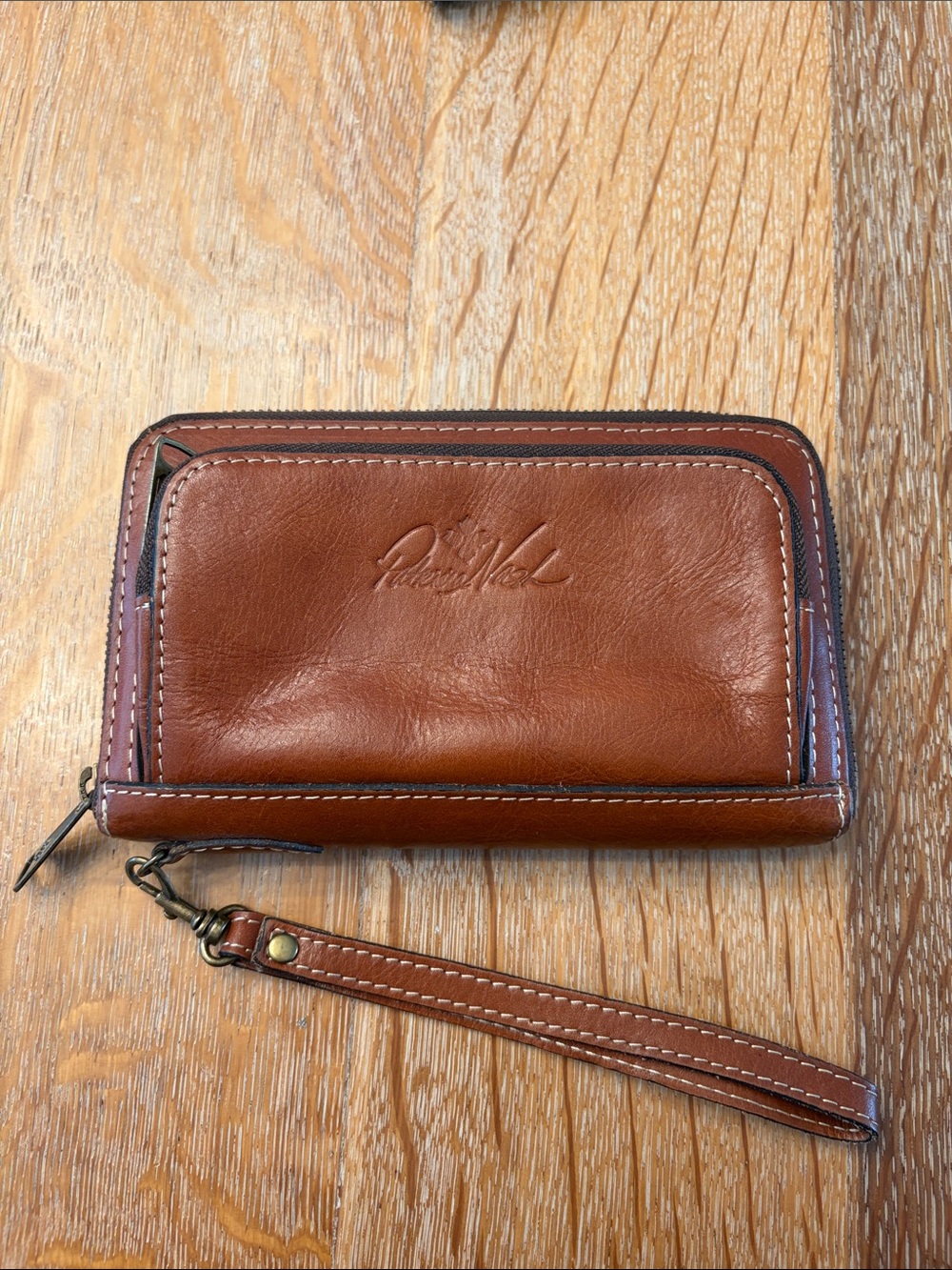 Patricia Nash Pebble-Style Brown Leather Wristlet Wallet - Men's Travel Zip Case